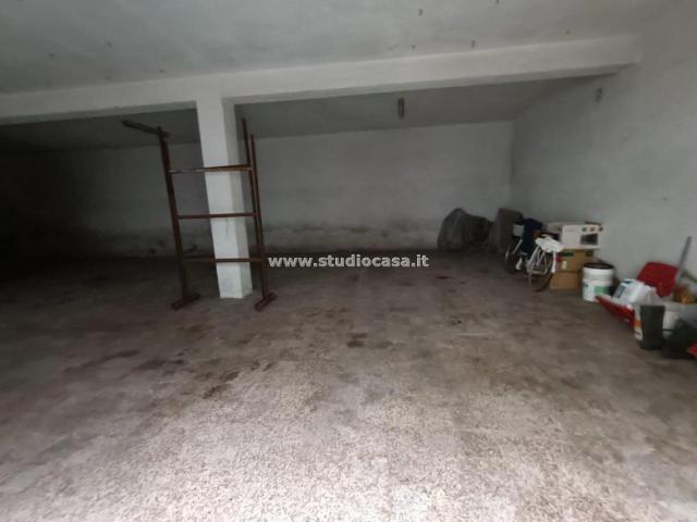 Capannone in vendita a Chieve, Lombardia