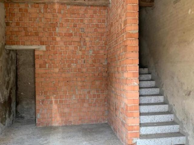 Capannone in vendita a Chignolo Po, Lombardia