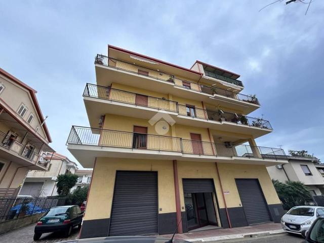 Capannone in vendita a Corigliano-Rossano, Calabria