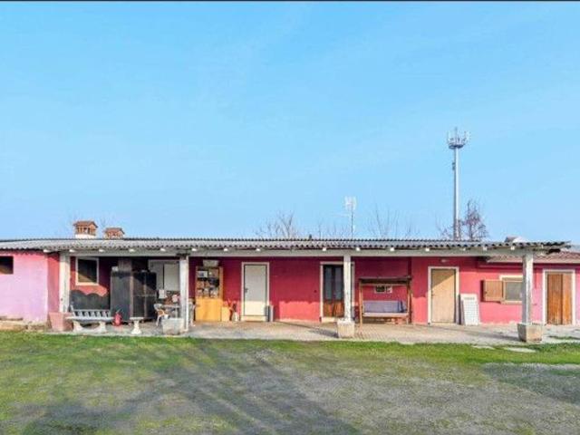 Capannone in vendita a Cortenuova, Lombardia