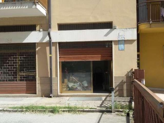 Capannone in vendita a Popilia, Calabria