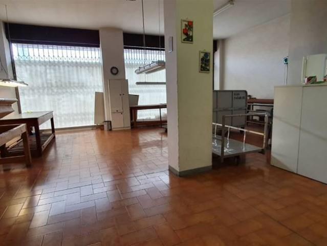Capannone in vendita a Centro, Cossato