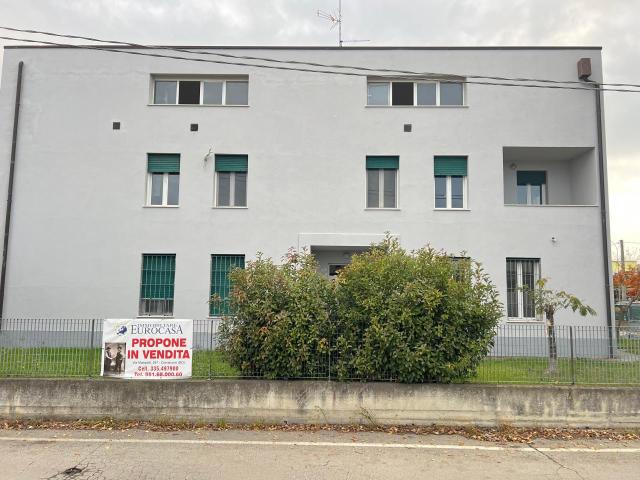 Capannone in vendita a Unione Terre d'Acqua, Crevalcore