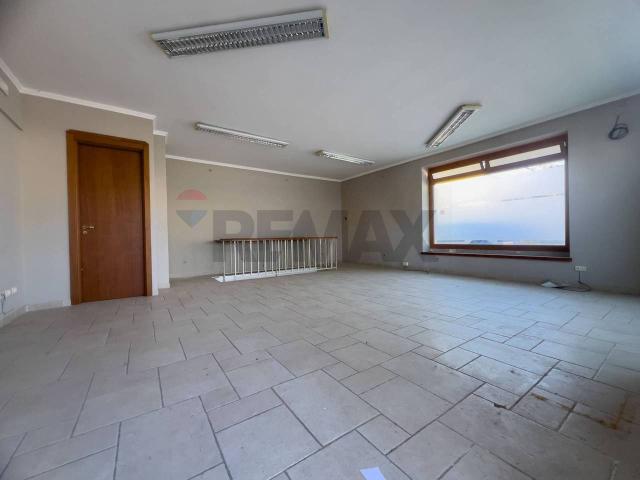 Capannone in vendita a Puglia, Brindisi