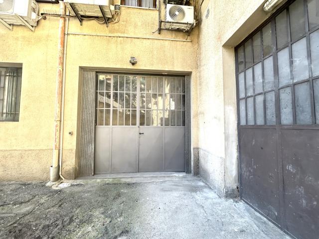 Capannone in vendita a Peretola, Firenze