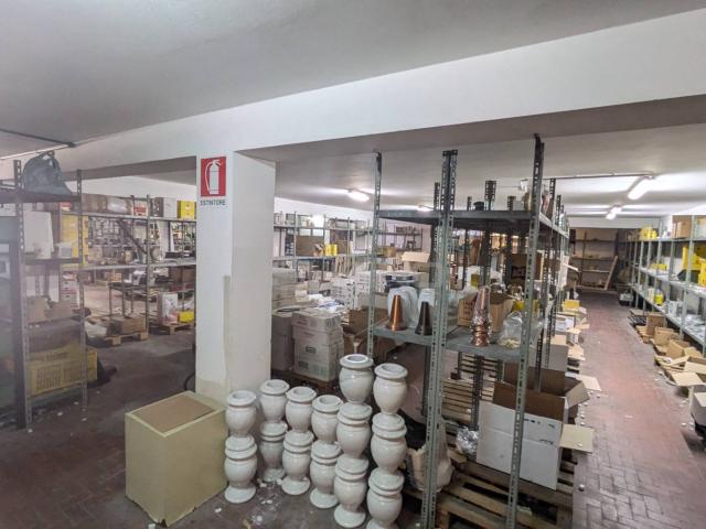 Capannone in vendita a Santuzzo, Floridia