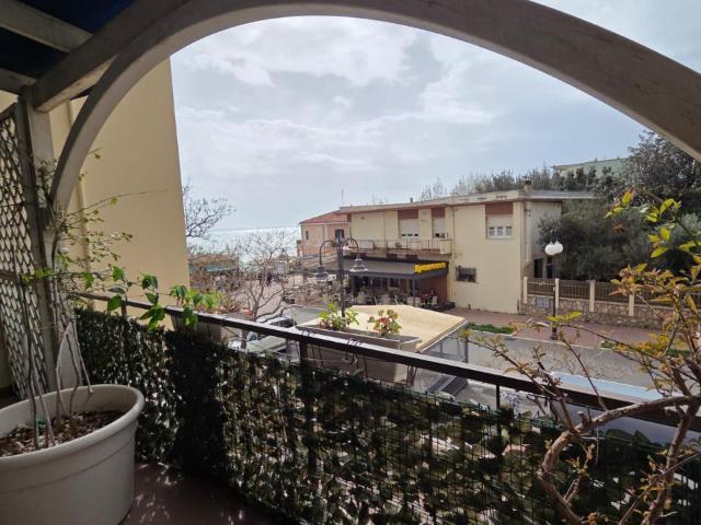 Capannone in vendita a Follonica, Toscana