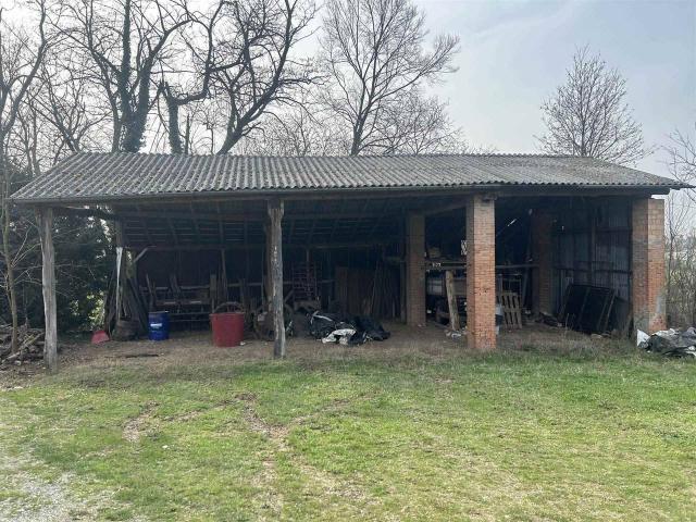 Capannone in vendita a Gazzola, Reggio Emilia