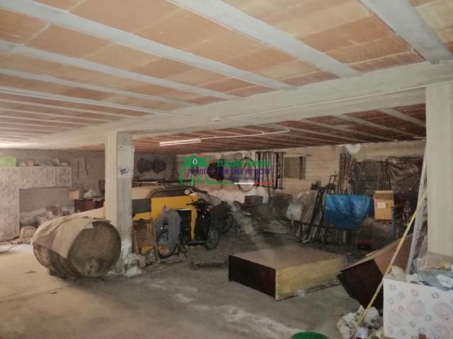 Capannone in vendita a Gela, Sicilia