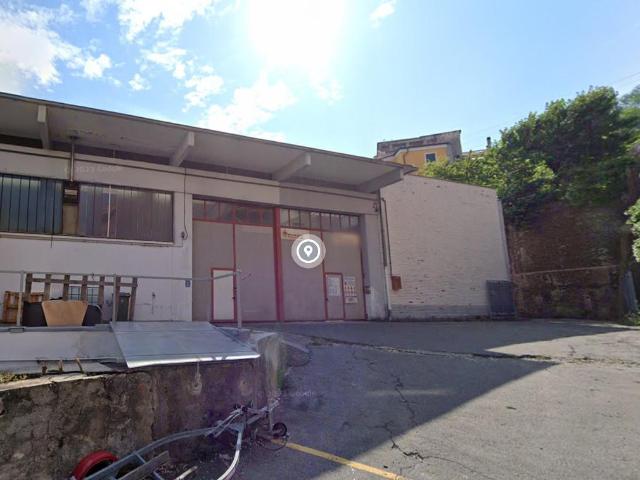 Capannone in vendita a Medio Ponente, Serra Riccò