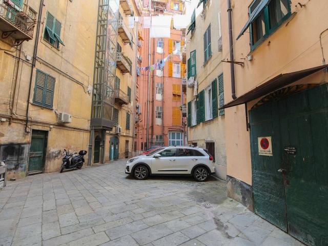 Capannone in vendita a Centro Est, Serra Riccò