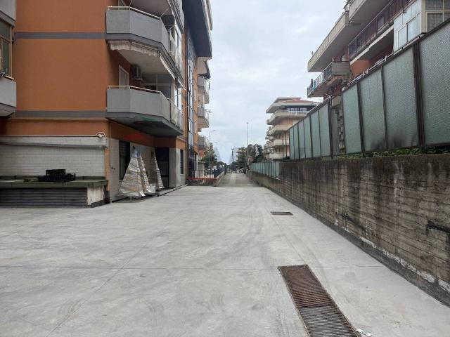 Capannone in vendita a Giarre, Sicilia