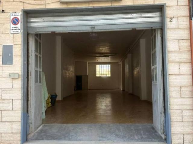 Capannone in vendita a Puglia, Taranto