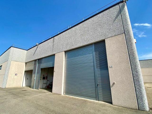 Capannone in vendita a Nuovo Circondario Imolese, Imola