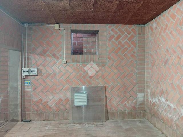 Capannone in vendita a Langhirano, Reggio Emilia