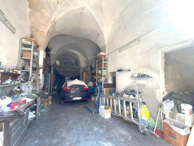 Capannone in vendita a Puglia, Taranto