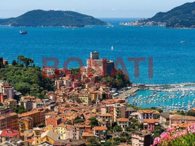 Capannone in vendita a Carbognano, Lerici