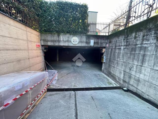 Capannone in vendita a Da là dal Punt, Lissone