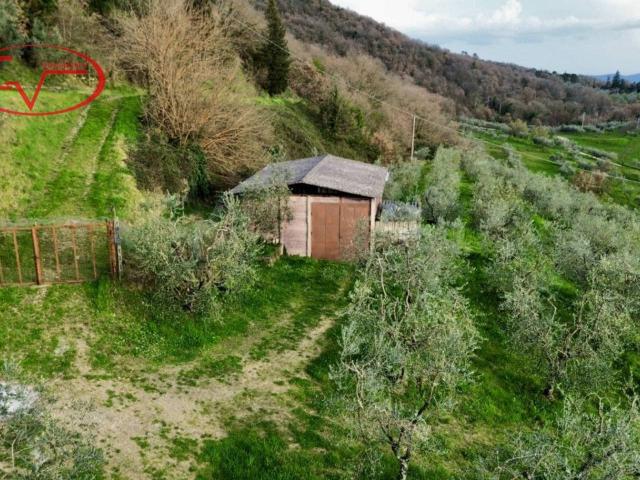 Capannone in vendita a Faeto, Loro Ciuffenna