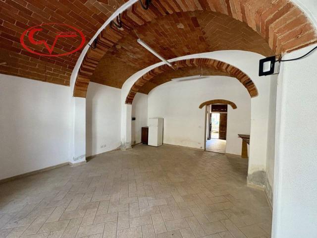 Capannone in vendita a Loro Ciuffenna, Toscana