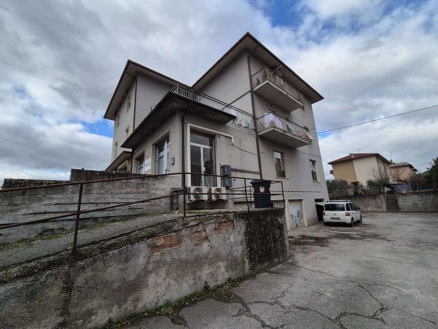 Capannone in vendita a Moie, Maiolati Spontini