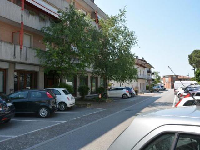 Capannone in vendita a Manzano, Friuli-Venezia Giulia