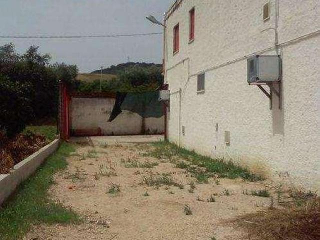 Capannone in vendita a Lanera, Matera
