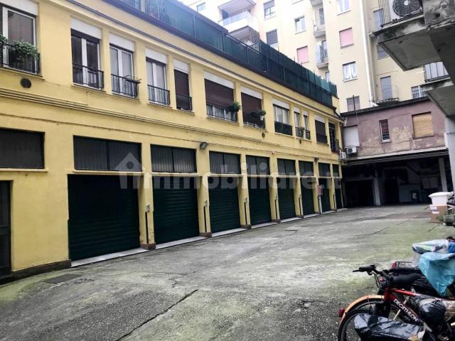 Capannone in vendita a Municipio 6, Milano