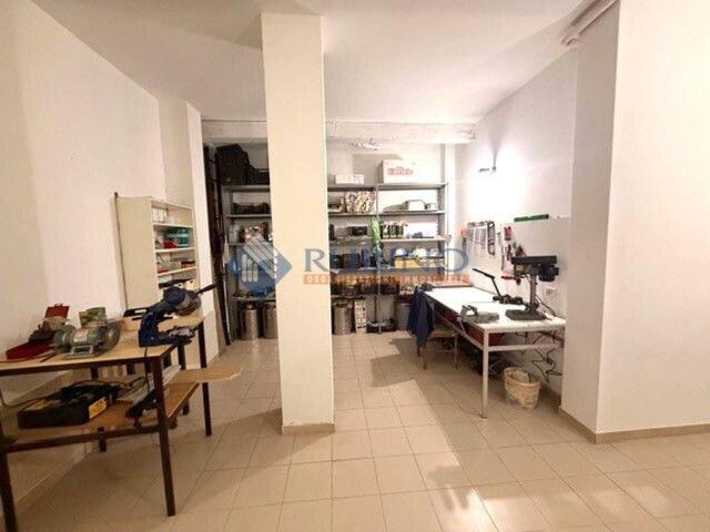 Capannone in vendita a Puglia, Bari