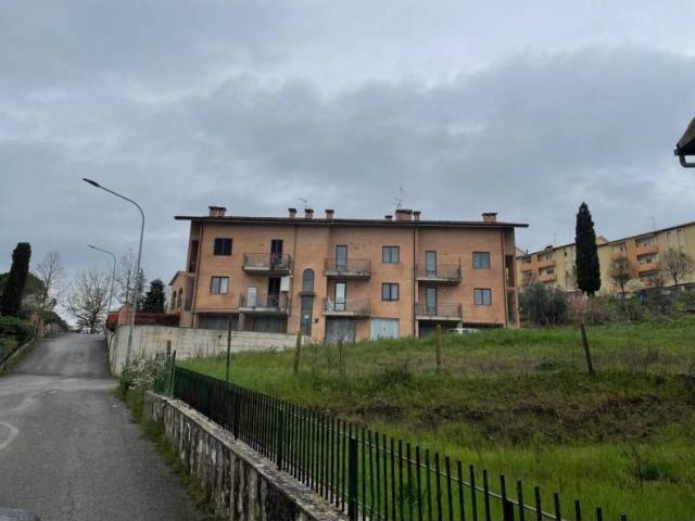 Capannone in vendita a Montalcino, Toscana