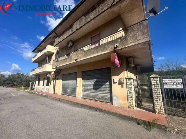 Capannone in vendita a Calabria, Catanzaro