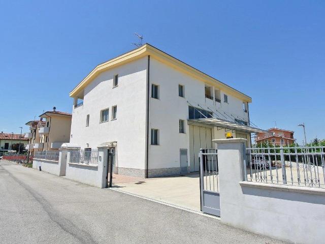 Capannone in vendita a Montesilvano, Abruzzo