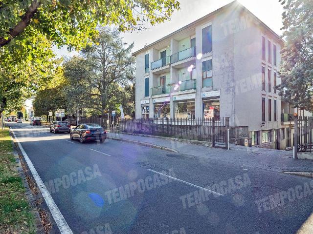 Capannone in vendita a Cazzaniga, Monza