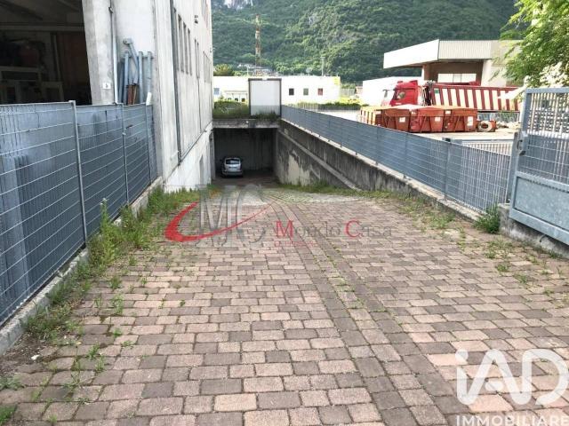 Capannone in vendita a Comunità della Vallagarina, Mori