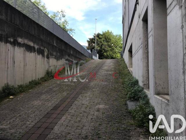 Capannone in vendita a Comunità della Vallagarina, Mori