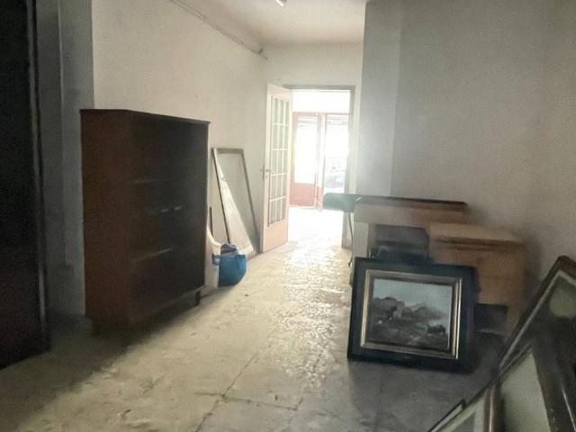 Capannone in vendita a Municipalità 8, Piscinola