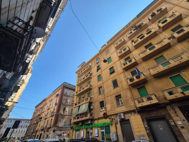 Capannone in vendita a Municipalità 4, Campania