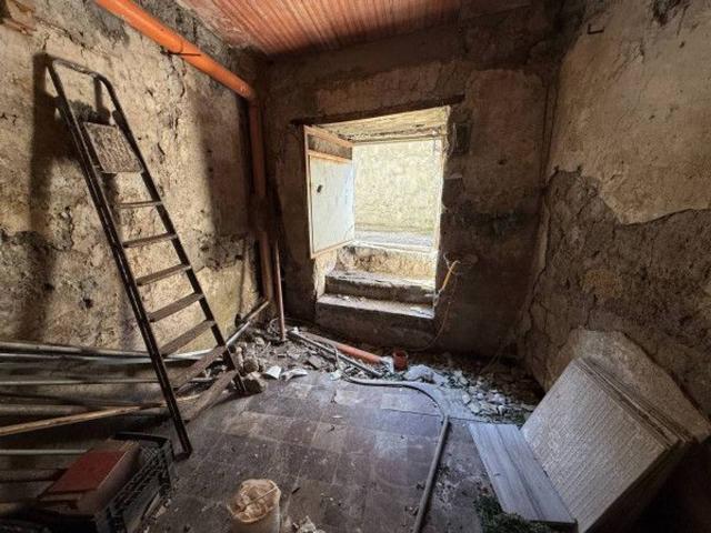 Capannone in vendita a Municipalità 4, Campania