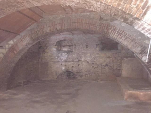 Capannone in vendita a Borgo Medievale, Roma Capitale