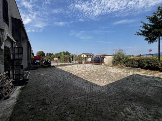 Capannone in vendita a Curt di Sacrista, Paderno d'Adda