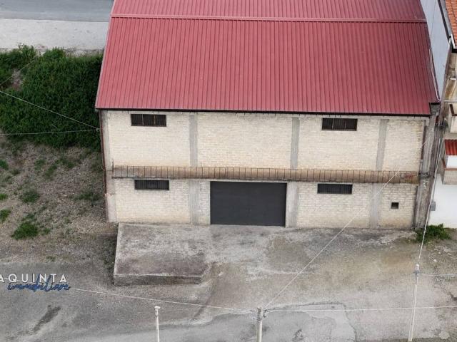 Capannone in vendita a Palagonia, Sicilia