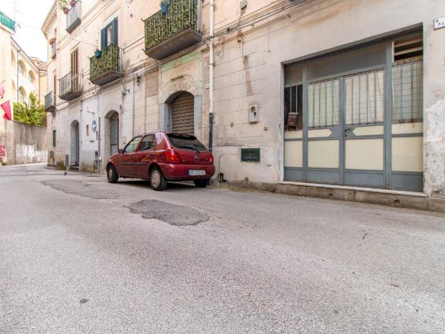 Capannone in vendita a Pellezzano, Campania
