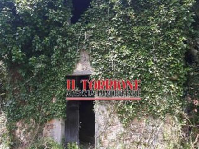 Capannone in vendita a Castelvecchio, Uzzano E Castello