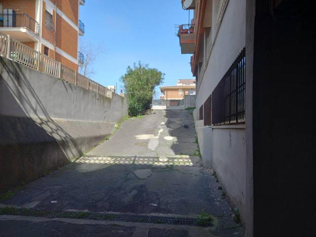 Capannone in vendita a Torvajanica, Roma Capitale