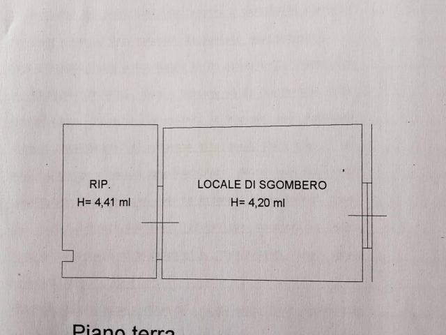 Capannone in vendita a Pontedera, Toscana