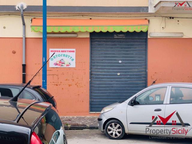Capannone in vendita a Ciuccafa, Porto Empedocle