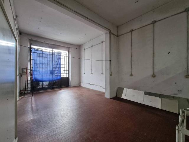 Capannone in vendita a il Cantiere, Prato