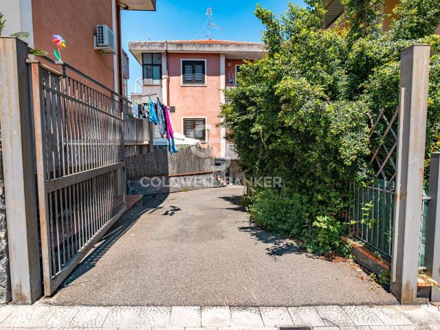 Capannone in vendita a Archi, Riposto