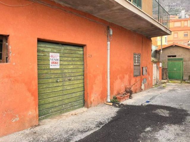 Capannone in vendita a Roma Capitale, Lazio