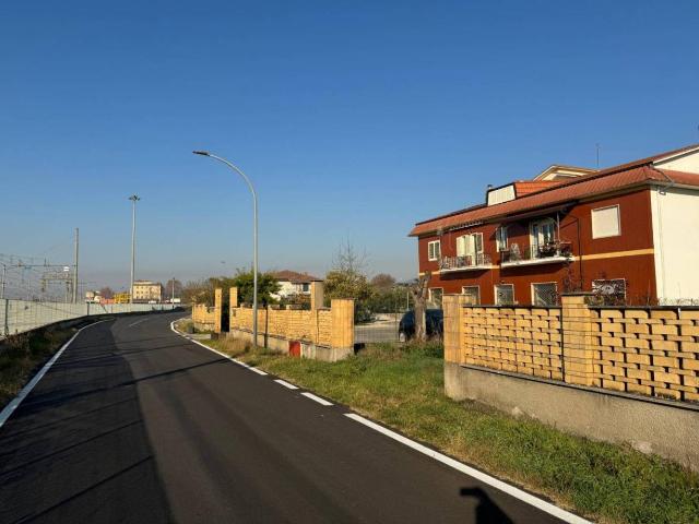 Capannone in vendita a Roccasecca, Lazio